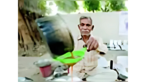 Selling tea is this novelist's day job

Read more at:
https://economictimes.indiatimes.com/selling-tea-is-this-novelists-day-job/articleshow/10851249.cms?utm_source=contentofinterest&utm_medium=text&utm_campaign=cppst